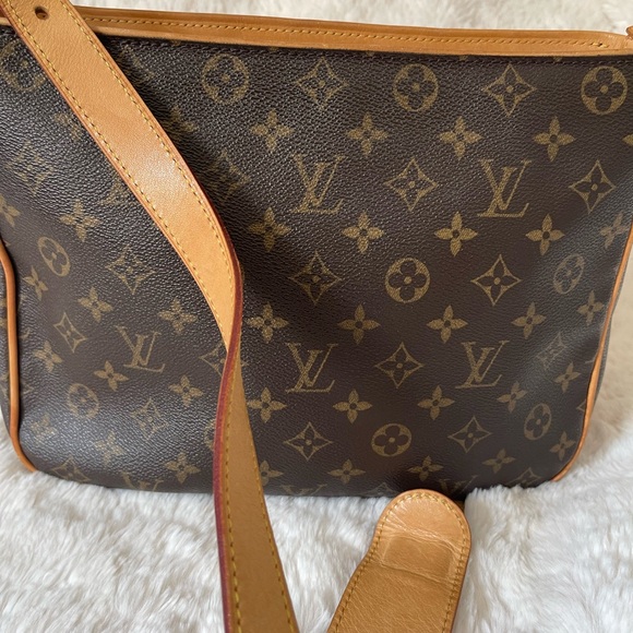 Louis Vuitton Hudson GM - Picture 10 of 10